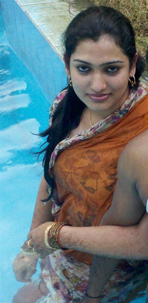 desi girls nude gallery|Hot Nude Indian Girls & Women XXX Porn Pics